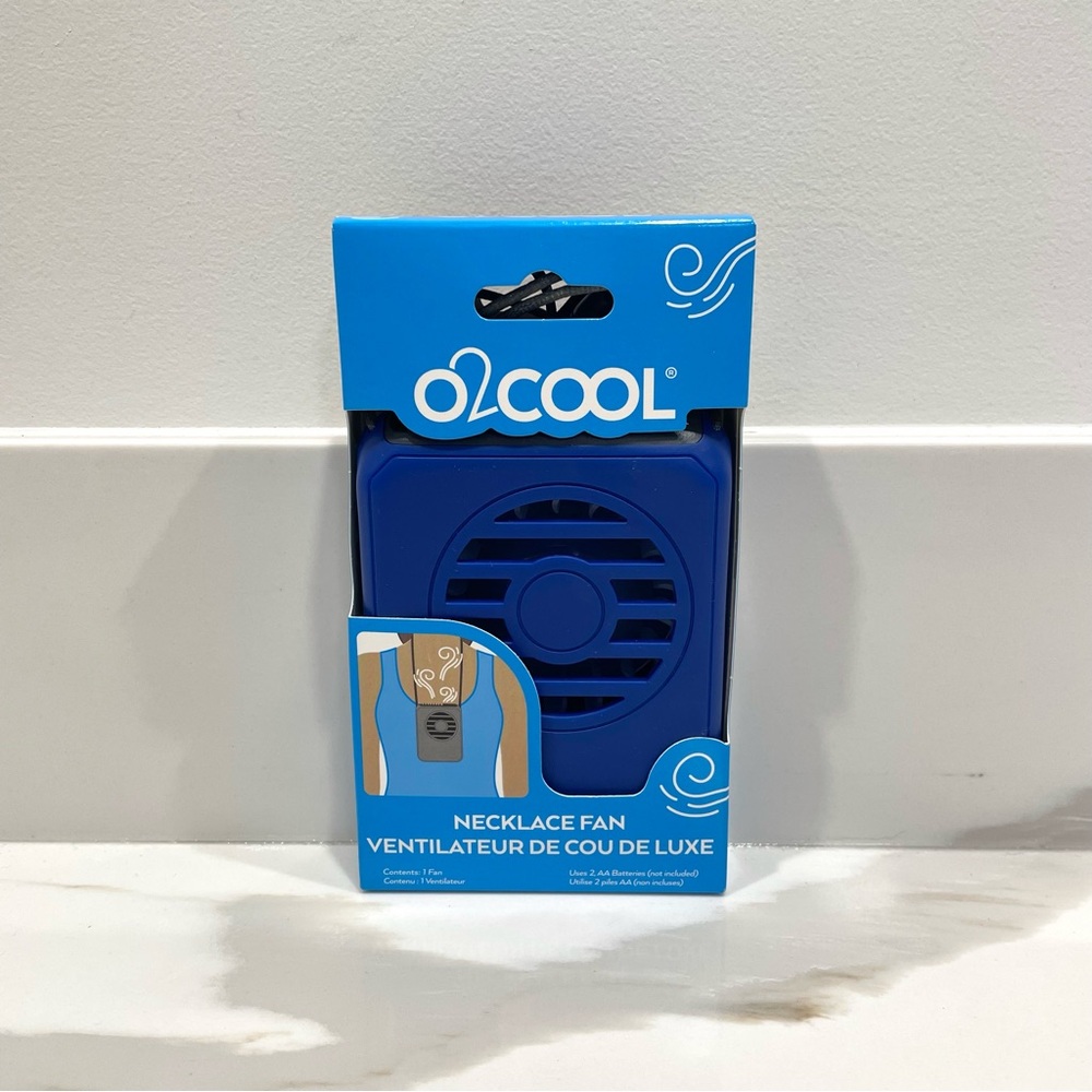NEW O2Cool Hands-Free Necklace Cooling Fan (Blue)